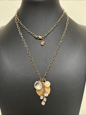 J Crew Gold Tone Round Disc Pearl Rhinestone Pendant Oval Cable Necklace